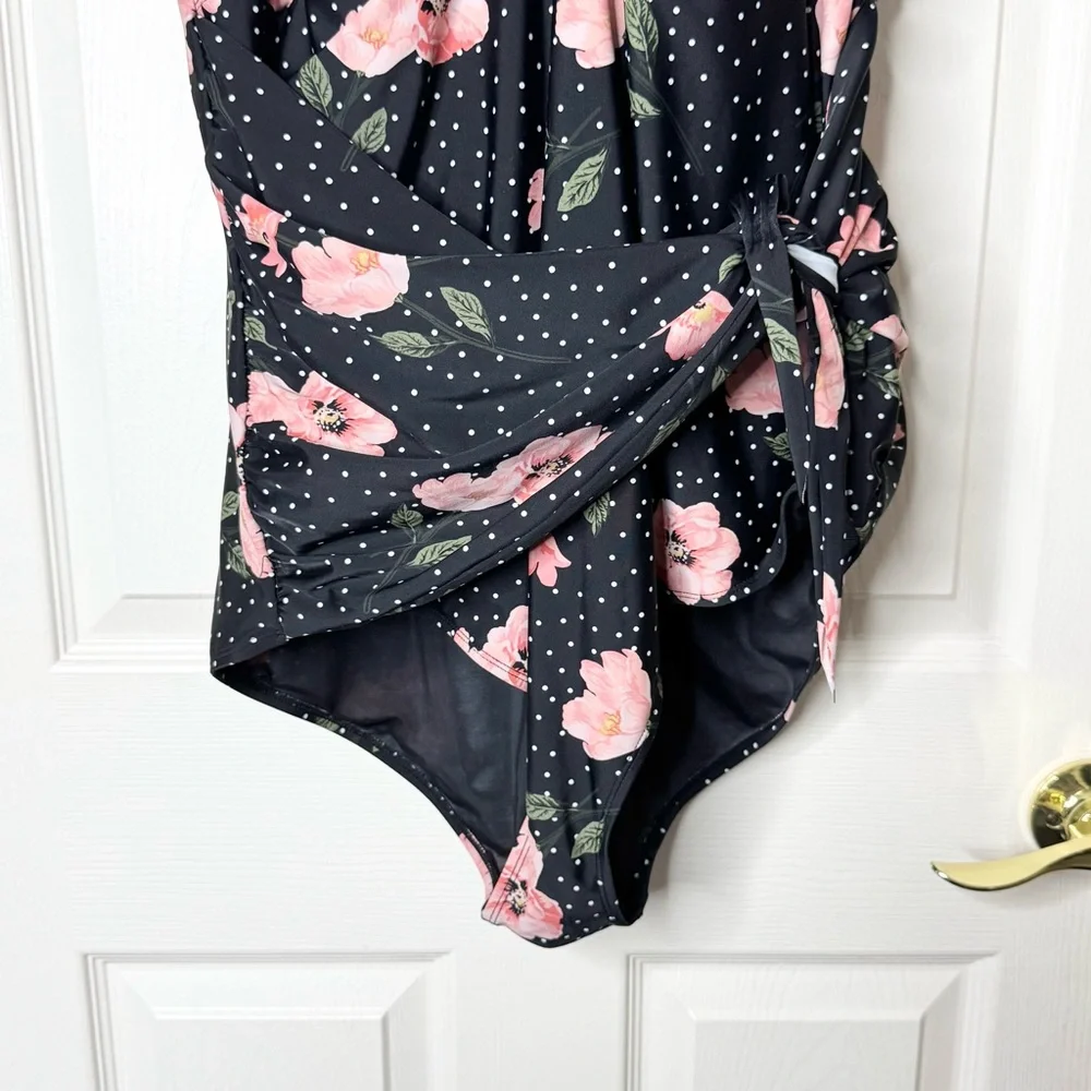 Torrid Floral & Polka Dot Tie Front Waist Wireless One Piece Swimsuit Size 3X - Picture 6 of 16